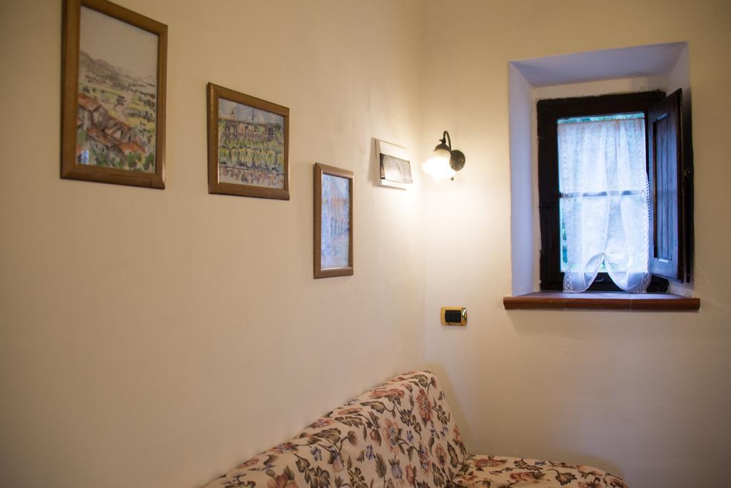 Borgo La Dogana Hotel ตัวโร ซุล ตราซิเมโน ภายนอก รูปภาพ